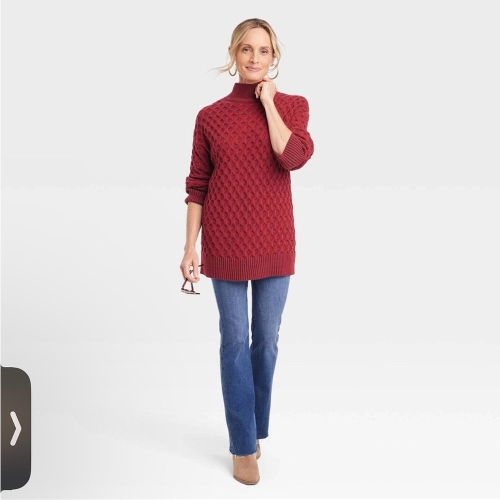 🛑 SOLD~NWT Knox Rose Sweater